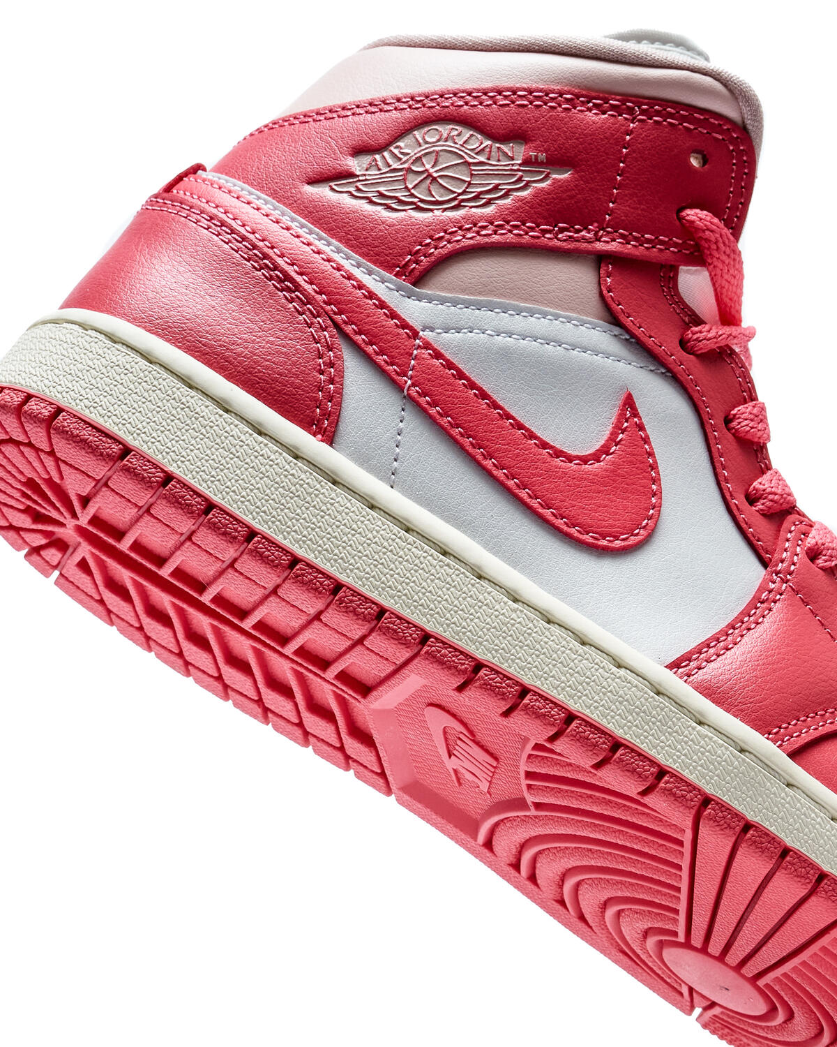 Air Jordan Wmns 1 Mid Strawberries And Cream Bq6472 186 Afew Store